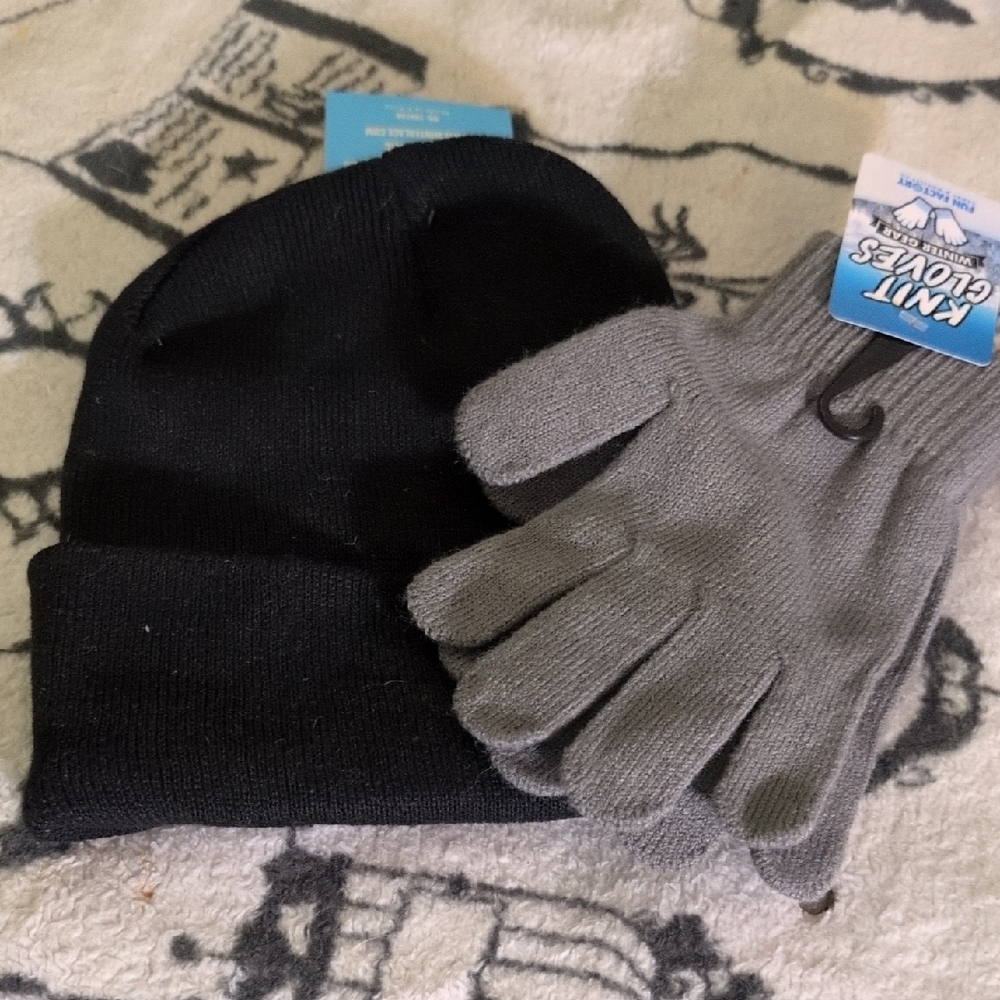 Black and Gray Knit Gloves and Beanie Set